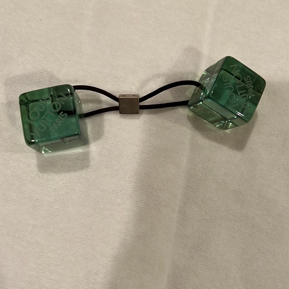 LOUIS VUITTON CUBE UNCLUSION GREEN CLEAR HAIR ACCESSORIES/F2772